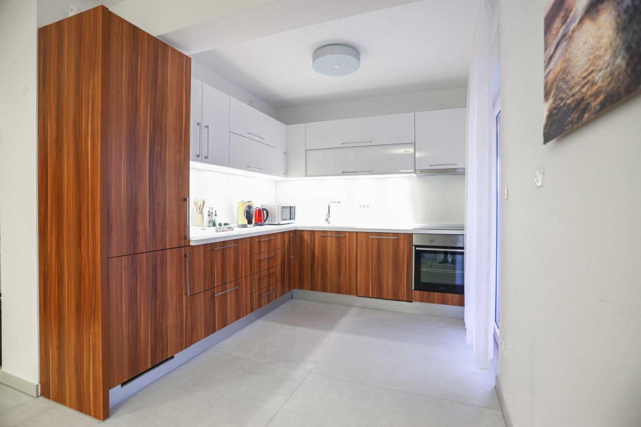 Villa Castelli, Apartment With Pool, คาชเตลา ภายนอก รูปภาพ